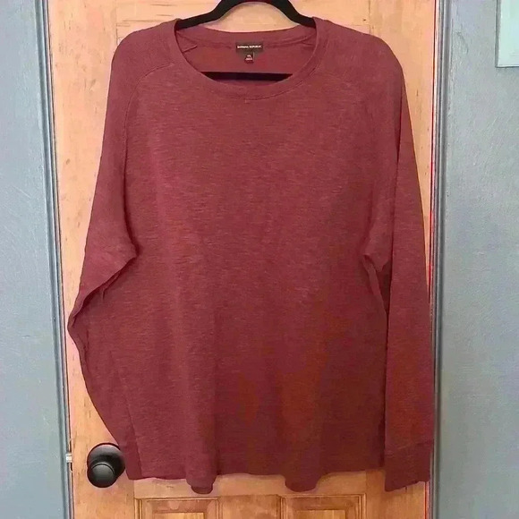 Red Banana Republic Sweater - Picture 2 of 7